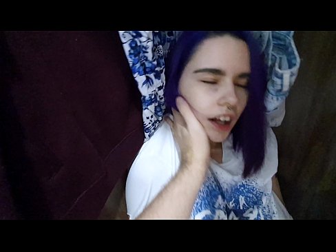 ❤️ Fann systur mína í skápnum og hjálpaði henni að koma ❤ Gæðaklám á is.raceporn.ru